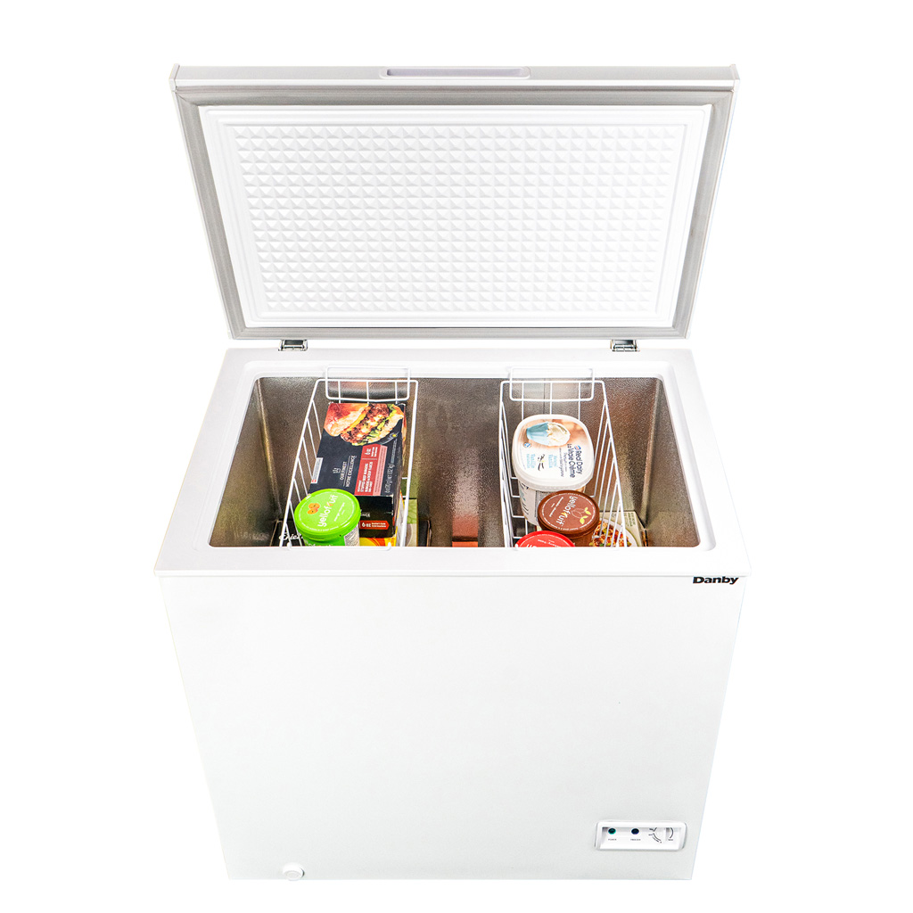 DCF070A5WCDB – Danby Convertible Square Model Chest Freezer in White